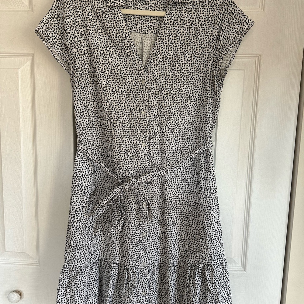 Elegant Black and White Patterned Dress